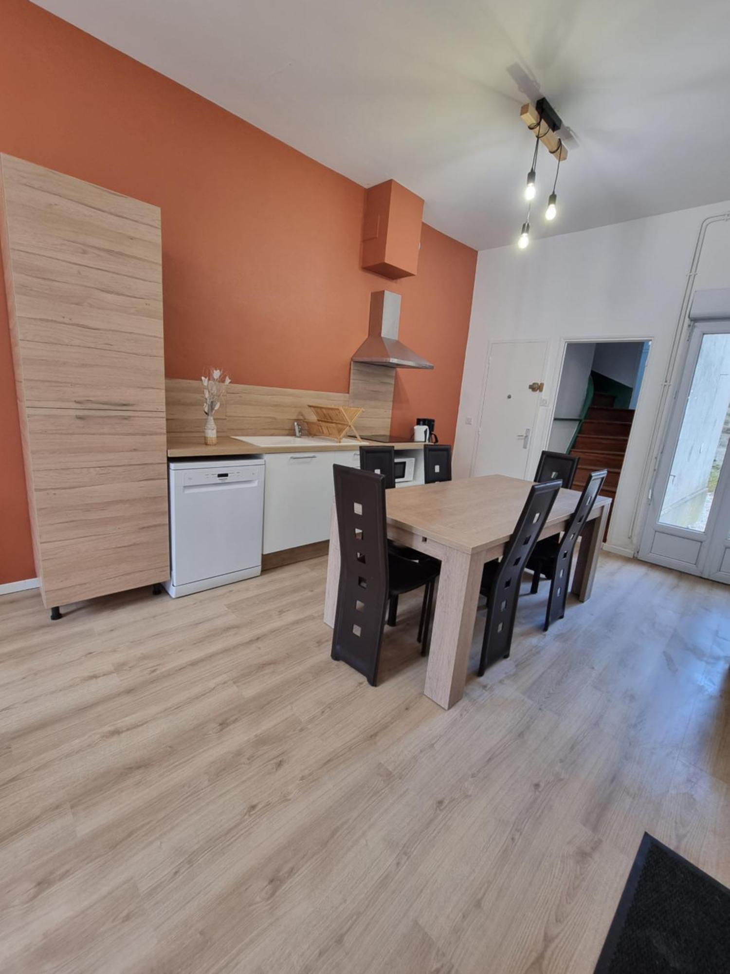 Sireuil  L Essentiel Gite Pour 6 Personnes מראה חיצוני תמונה